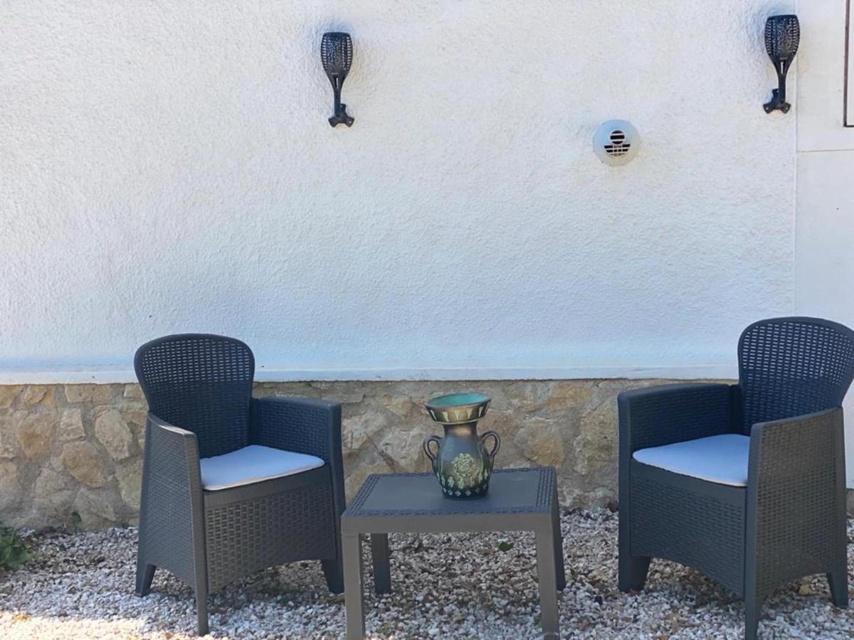 Lovely 2 Bed Apartment In Alcalali Exterior photo